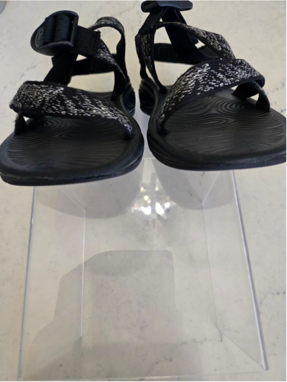 Women's Chaco Sandals Size 6 Black and White - Picture 8 of 12
